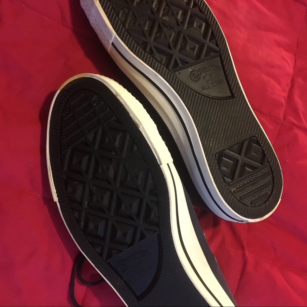 Converse Men's Black Sneakers - Picture 4 of 9